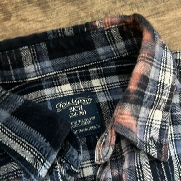 Custom bleach tie-dyed Flannel - Picture 2 of 8